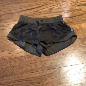 Lululemon hotty hot shorts